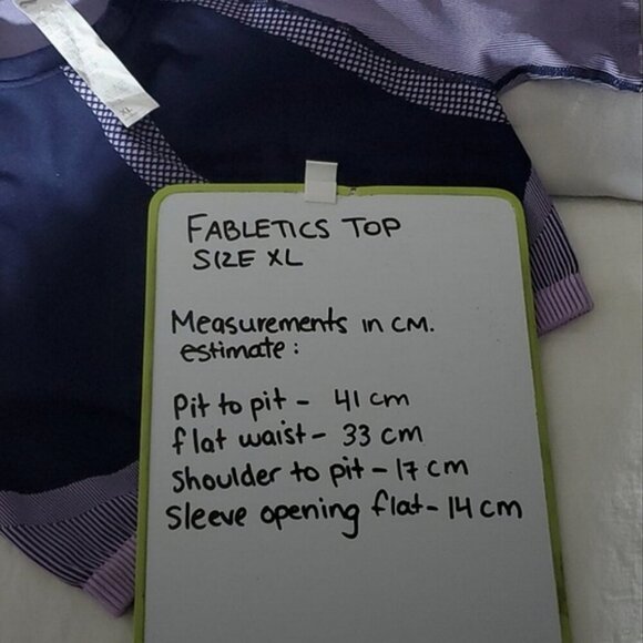 FABLETICS NWT Purple "Jessie" Seamless Crop Top- XL - RARE - Picture 7 of 10